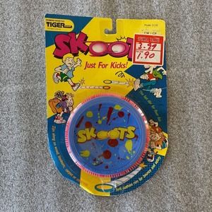 RARE VINTAGE 1989 SKOOTS TIGER GAMES DISC KICKBALL OUTDOOR TOY NEW SEALED 5"